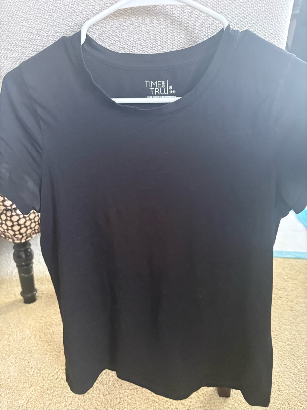 Time and Tru Black Crew Neck Short Sleeve Top